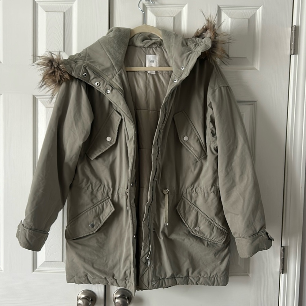 Women’s winter jacket, sage green H&M ,size medium